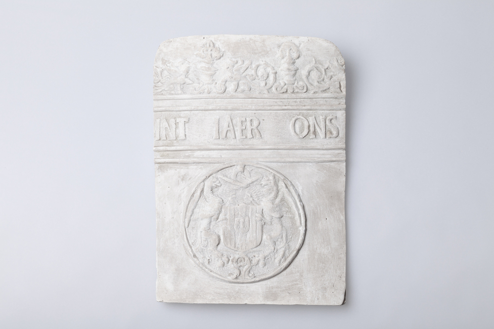 Gipsafgietsel van de klok te Leegkerk