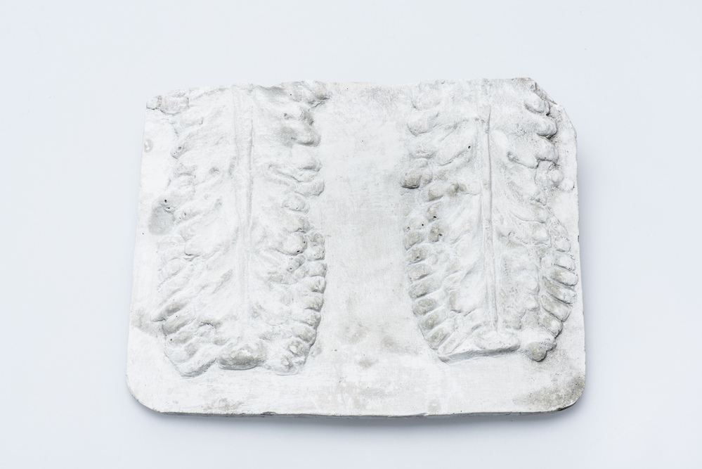 Gipsafgietsel van de klok te Marum