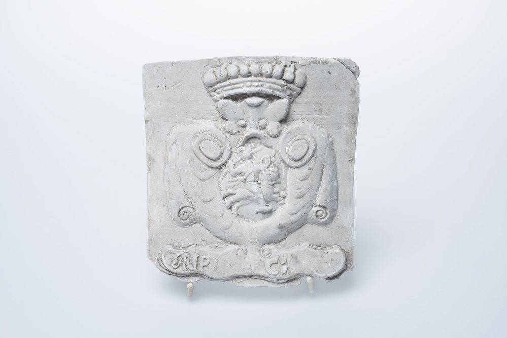 Gipsafgietsel van de klok te Vriecheloo