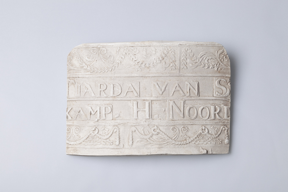 Gipsafgietsel van de klok te Wehe