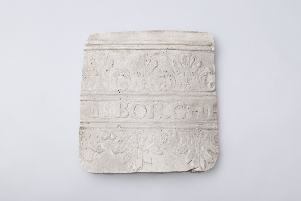 Gipsafgietsel van de klok te Nuis