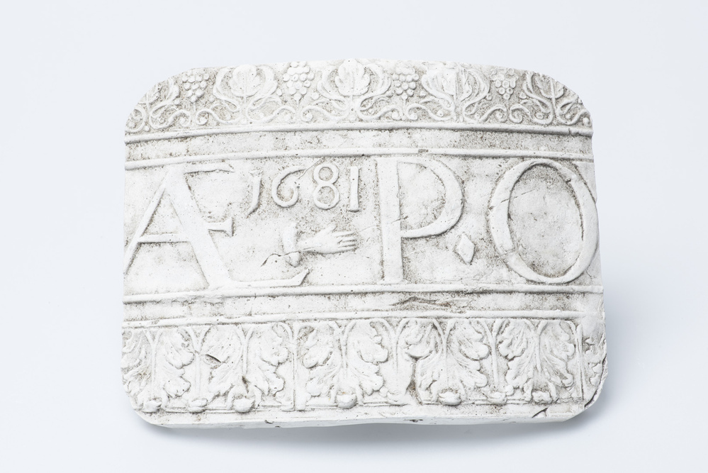 Gipsafgietsel van de klok te Niebert, gem, Marum