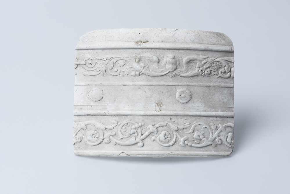 Gipsafgietsel van de klok RK kerk Zaagmuldersweg te Groningen