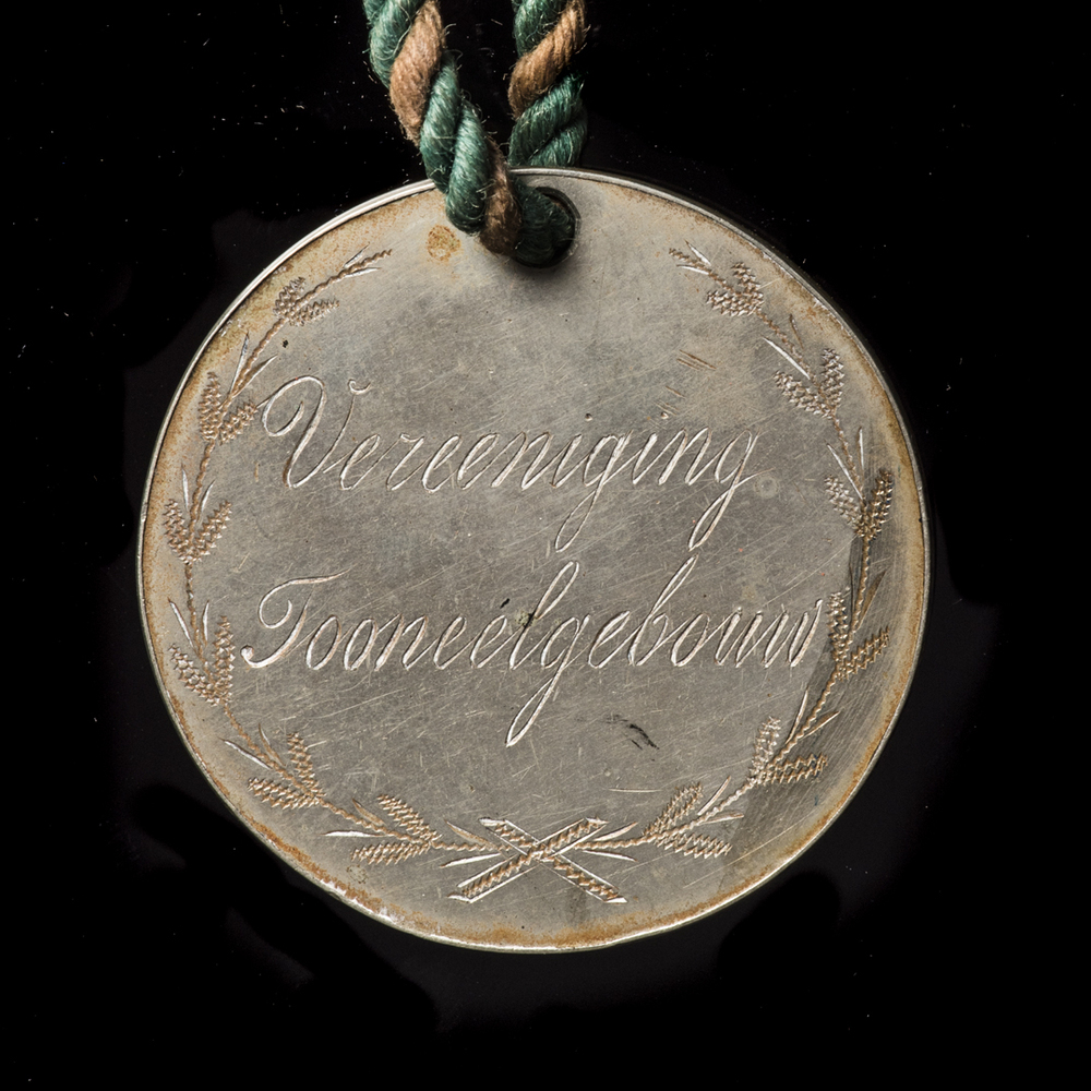 Draagpenning "Vereeniging het Toneelgebouw", Groningen.