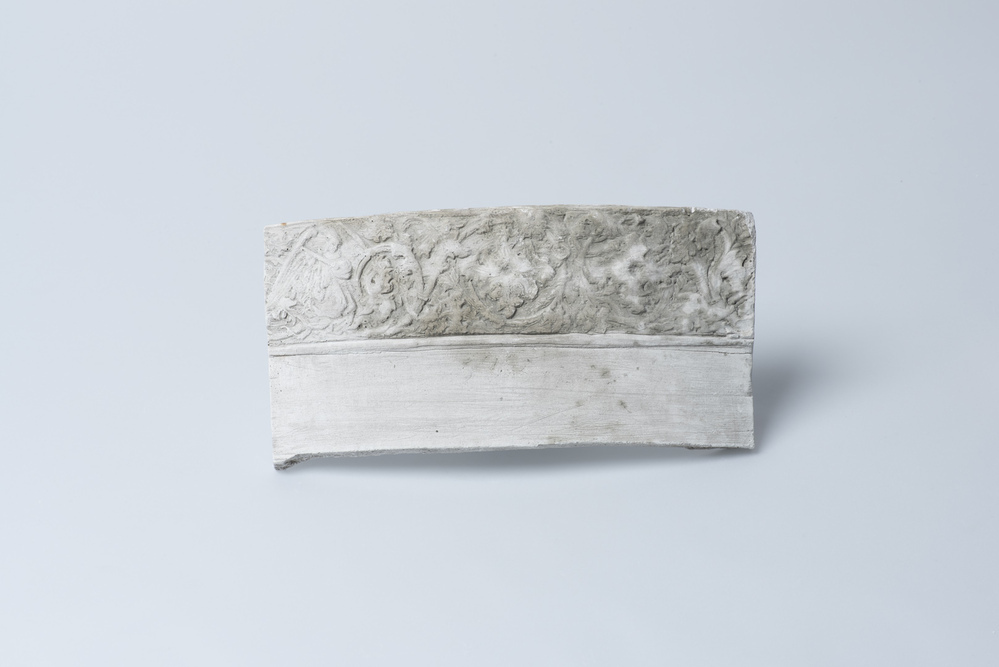 Gipsafgietsel van de klok RK kerk te Kloosterburen