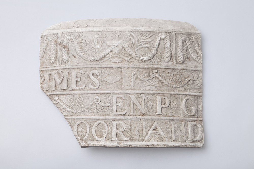 Gipsafgietsel van de klok te Termunten