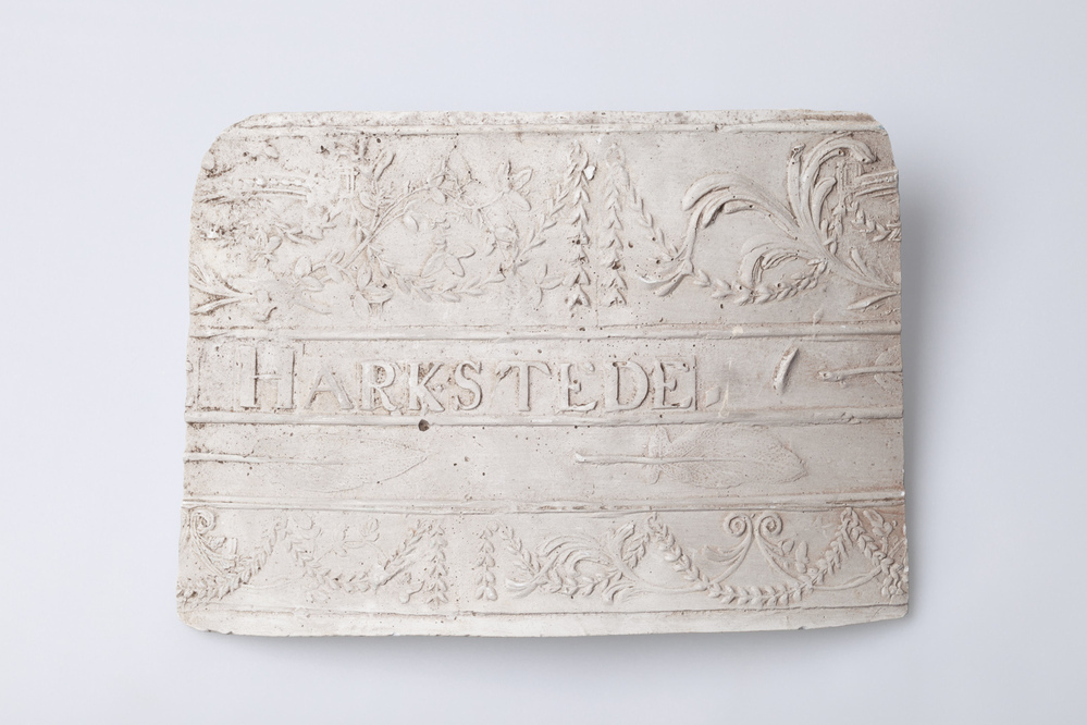 Gipsafgietsel van de klok te Harkstede