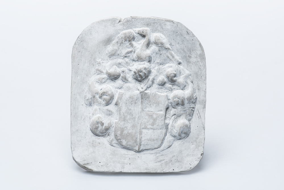 Gipsafgietsel van de klok te Tjamsweer (voorheen Bellingeweer daarna Wirdum)