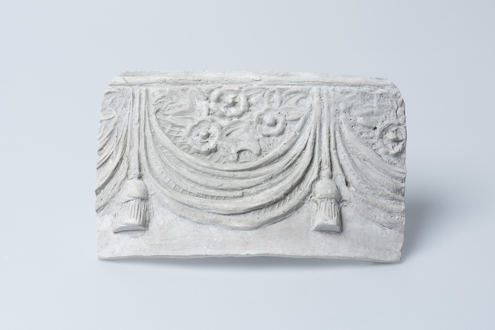 Gipsafgietsel  van de klok te Blijham