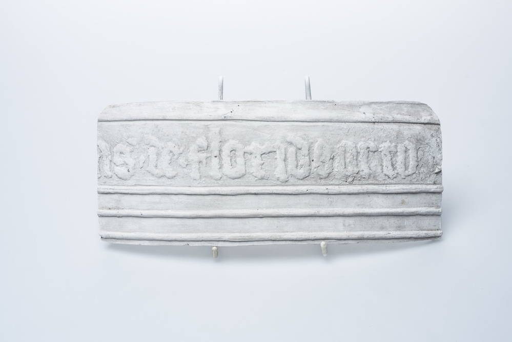 Gipsafgietsel van de klok te Slochteren (voorheen Wittewierum)