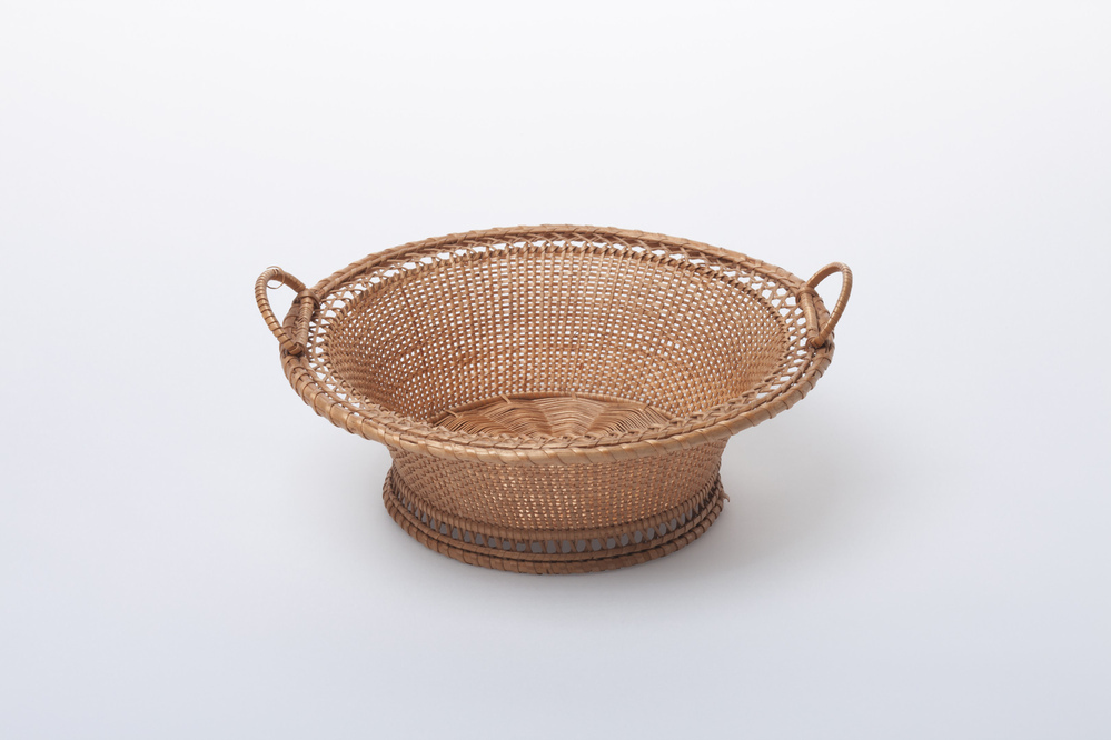 Fijne rieten (poppen) mand