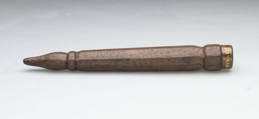 Houten breinaaldenschede