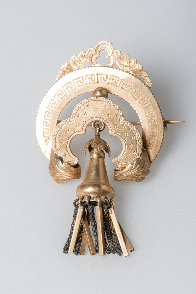 Broche met bijpassende oorhangers