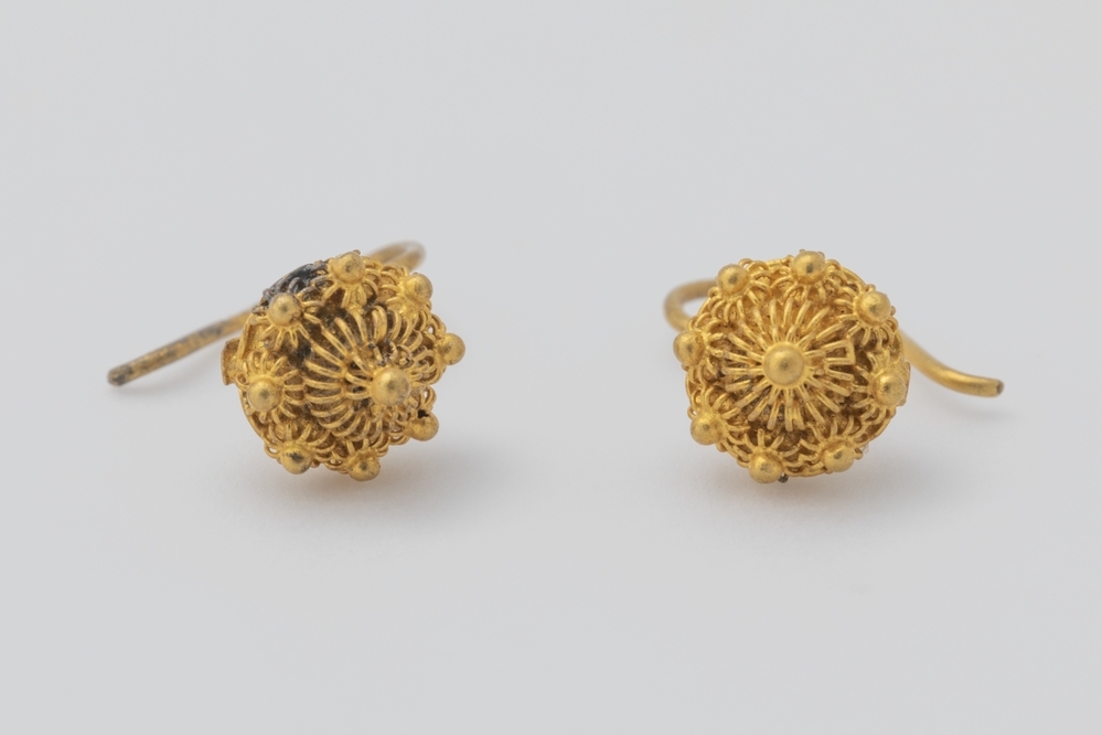 Oorbellen met Zeeuwse knoop