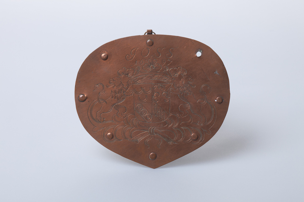 grafplaat met alliantiewapen van Scherf, Wicheringe, van Besten en Clant