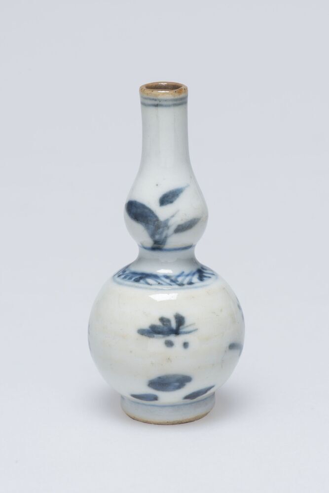 Pulletje of étagèrevaasje