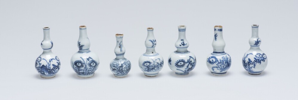 Pulletjes of étàgerevaasjes