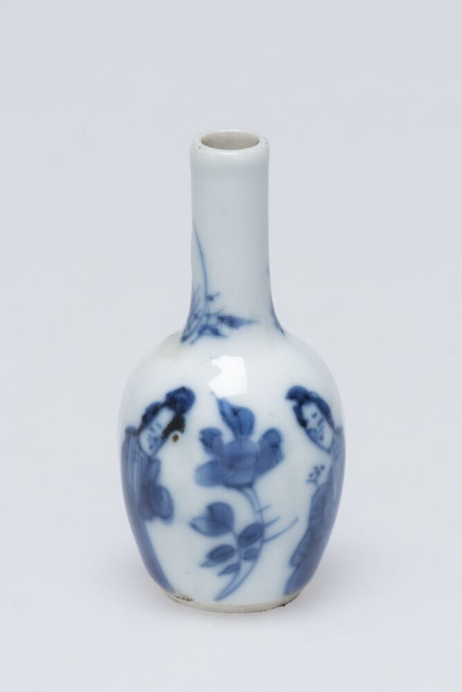 Étagèrevaasje of pulletje