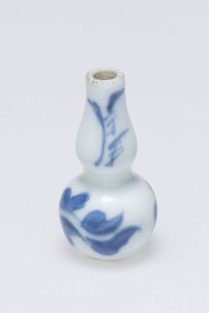 Pulletje of étagèrevaasje