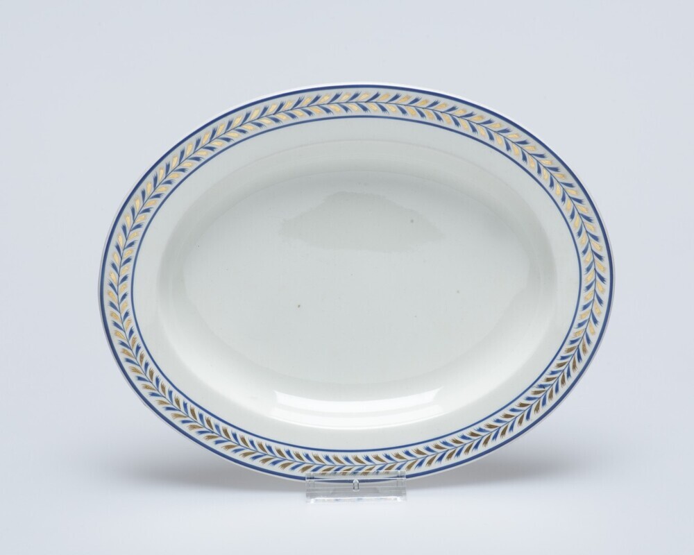 Deel van Wedgwood servies: 2 ovale schotels