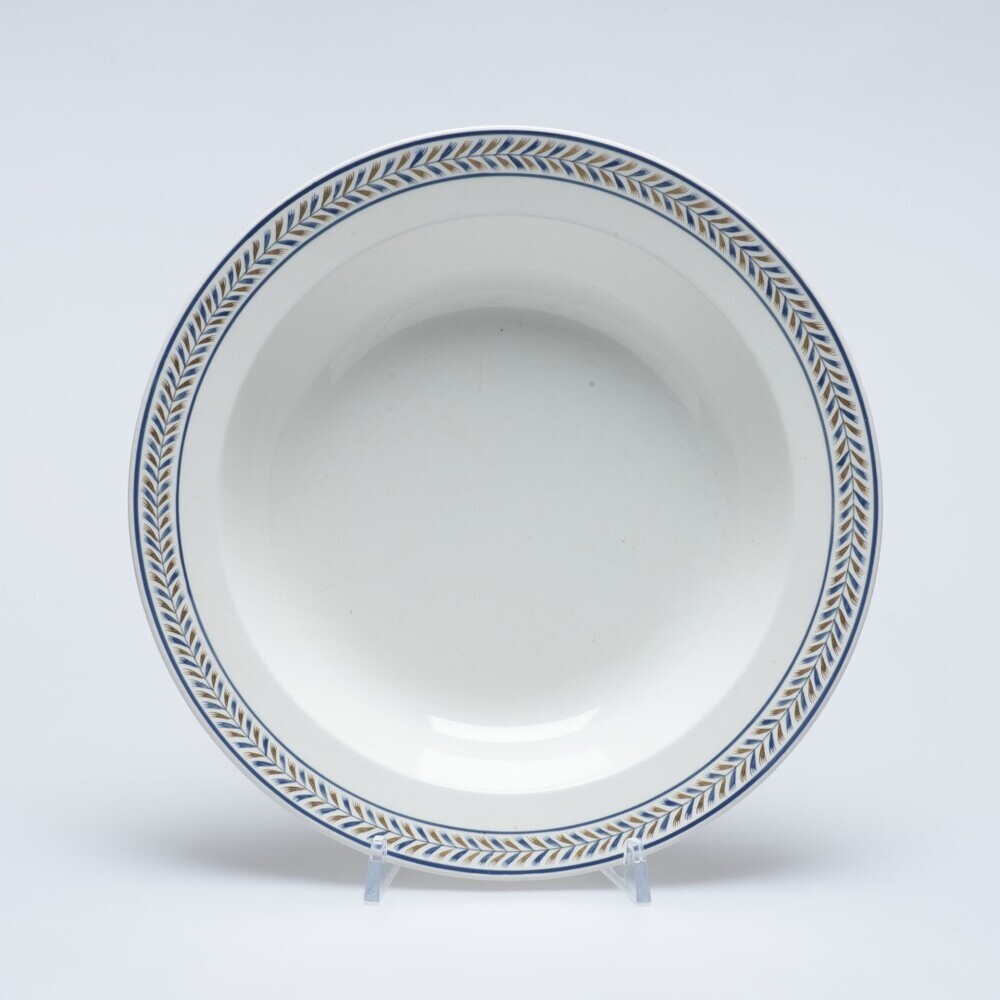 Deel van Wedgwood servies: 17 diepe borden