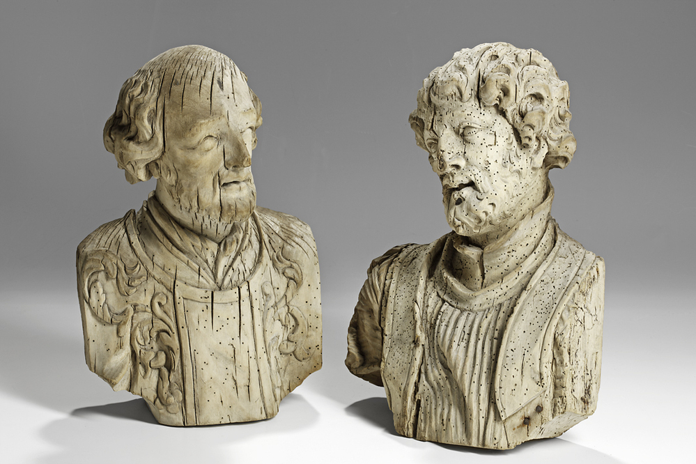 Twee apostel bustes