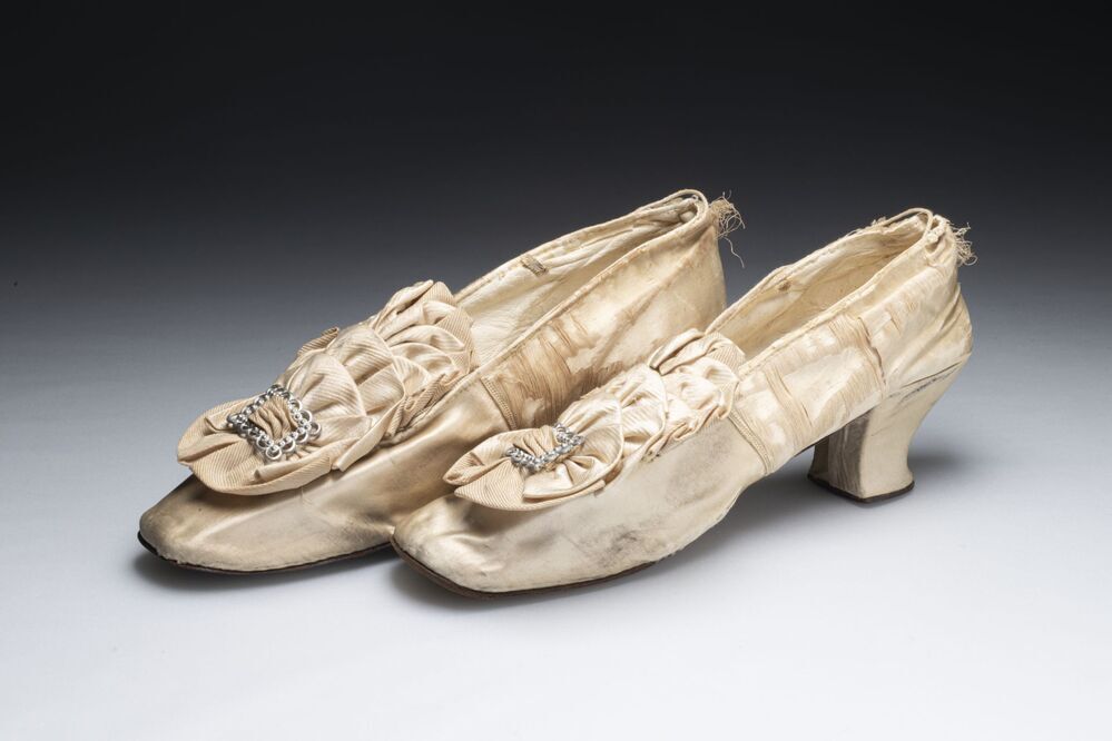 Satijnen balschoenen