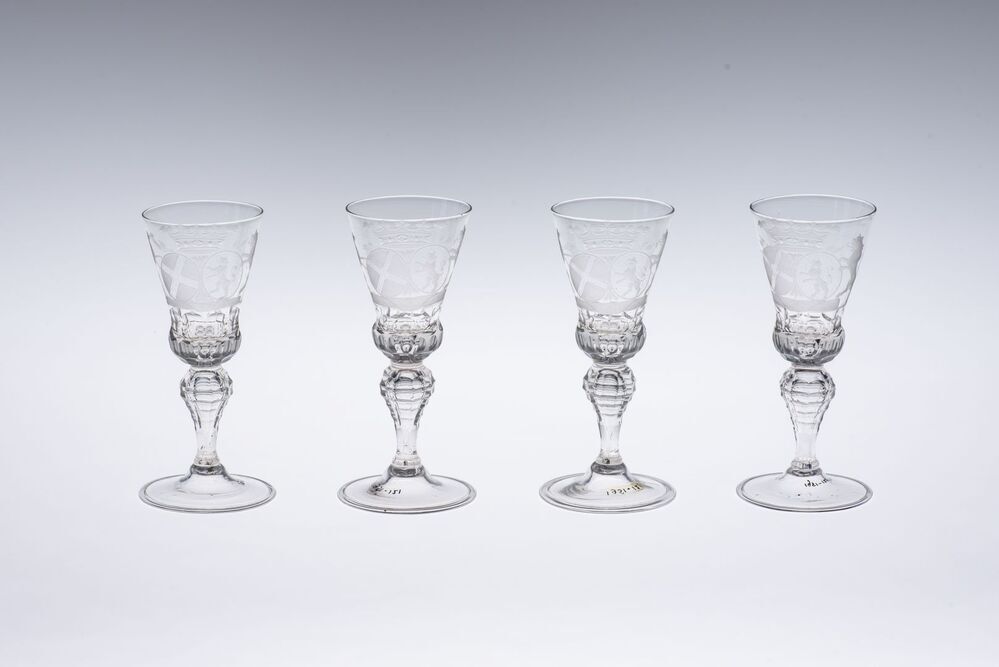 Bokaal of drinkglas, wapen Lewe-Bentinck