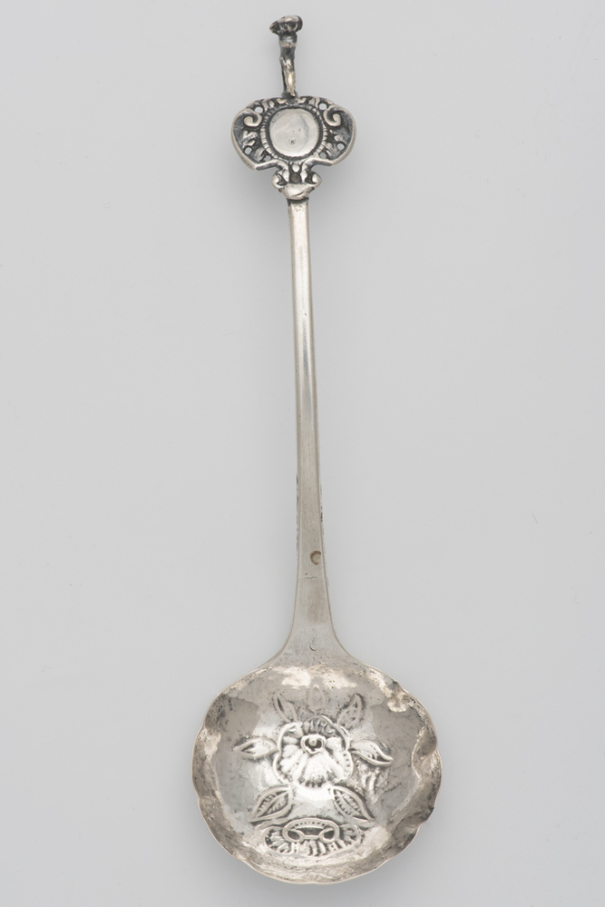 Roomlepel van zilver