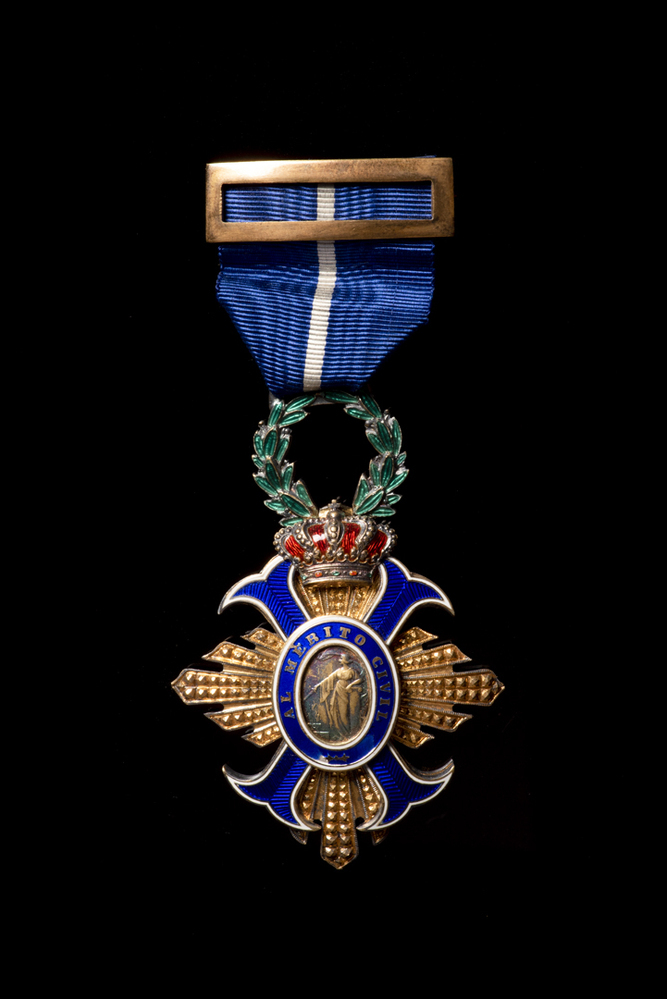 onderscheidingsteken Caballero de la Orden del Merito Civil