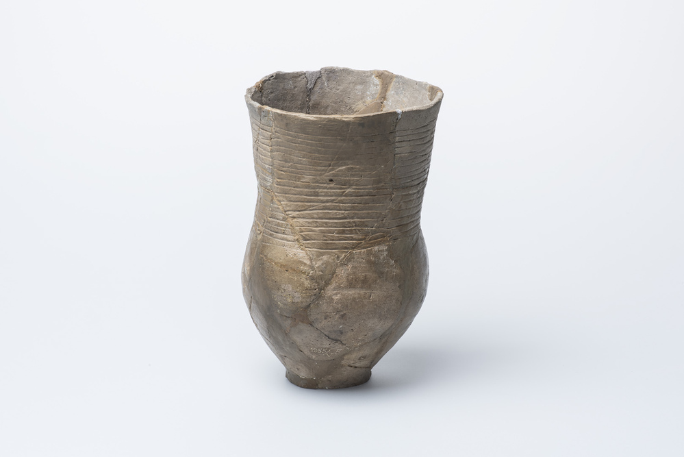 Beker met standvoet (Marum)