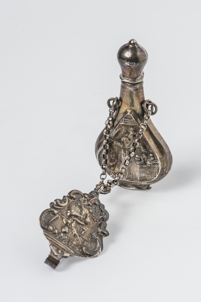 Eau de cologne flesje met haak