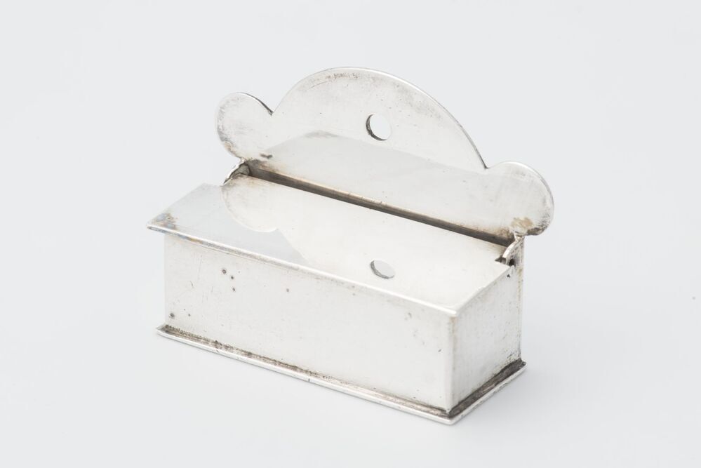 Miniatuur kaarsenbak