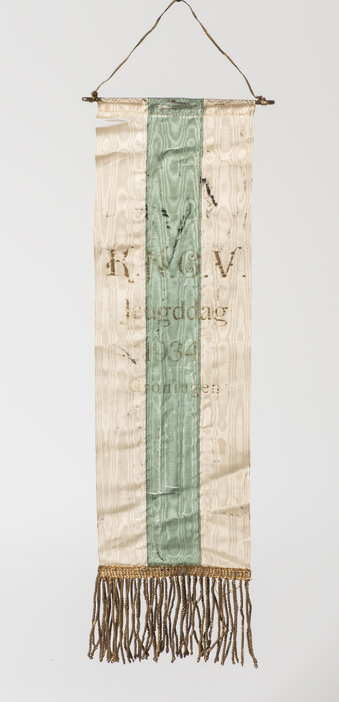 Vaantje K.N.G.V. jeugddag 1934 Groningen, Attila