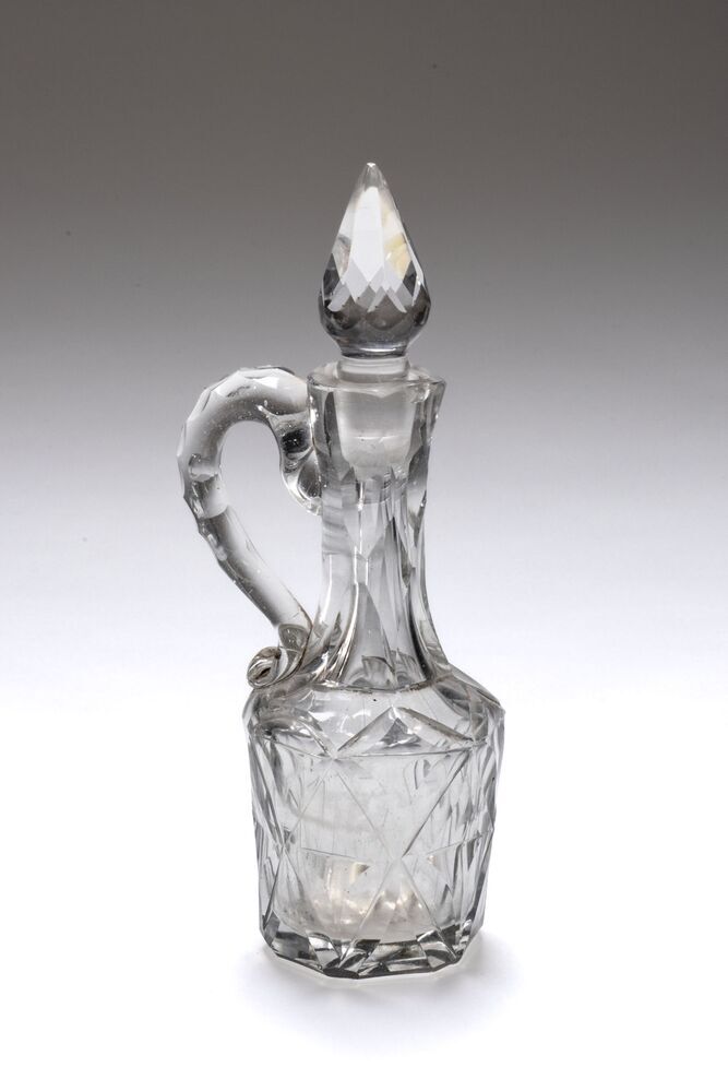 Olie- of azijnkannetje