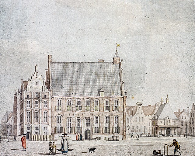 Grote Markt gezien naar het westen, met wijnhuis en waaggebouw