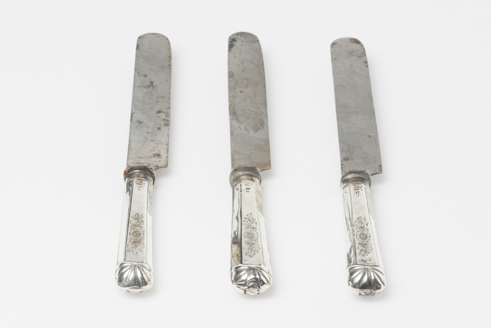 Drie tafelmessen