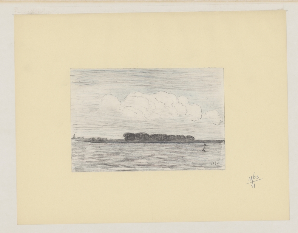 Gezicht op meer en bosrand