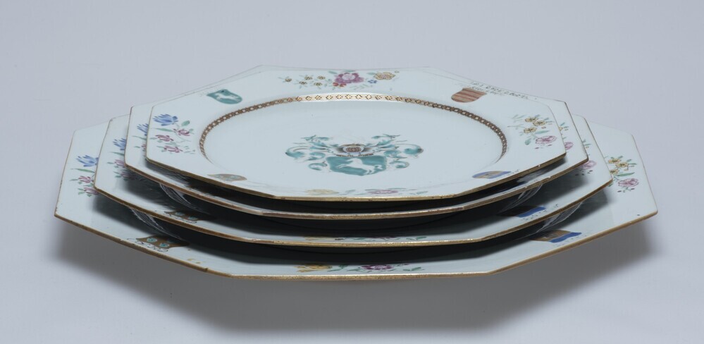 Dienschalen wapen Feith