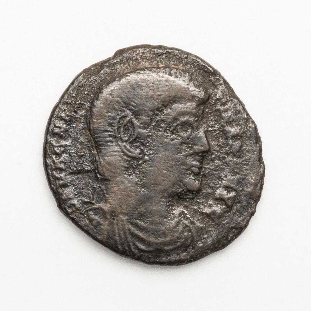 Magnentius, keizer te paard met barbaar GLORIA ROMANORUM