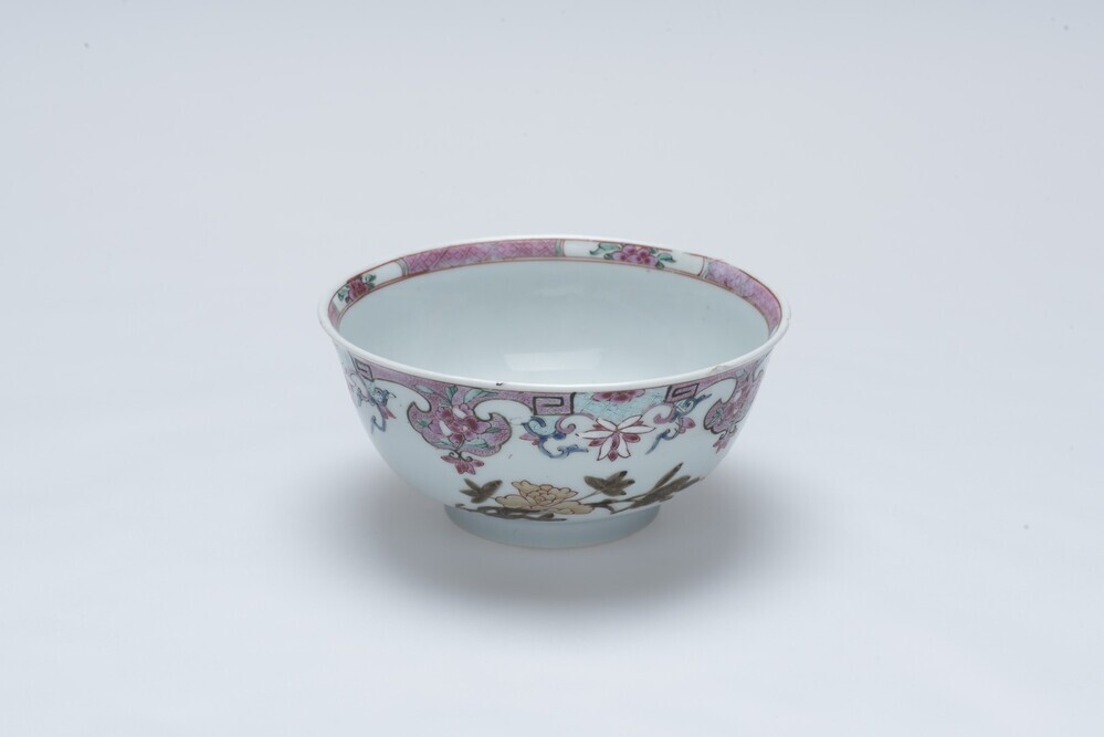 Spoelkom met onderschotel