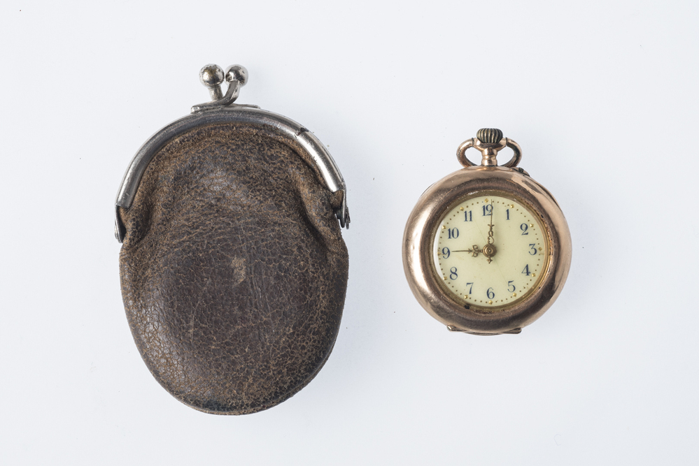 Dameshorloge in knipbeurje