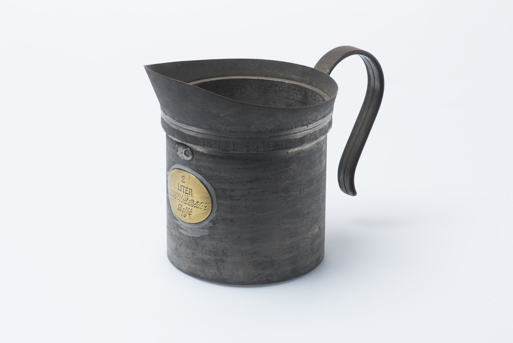 inhoudsmaat gemaakt door het IJkwezen (1 liter)