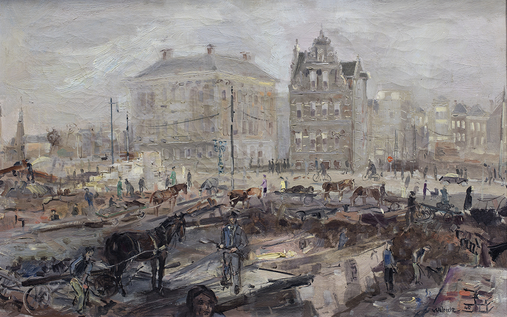 Gezicht op de Grote Markt in Groningen na het bombardement van 1945