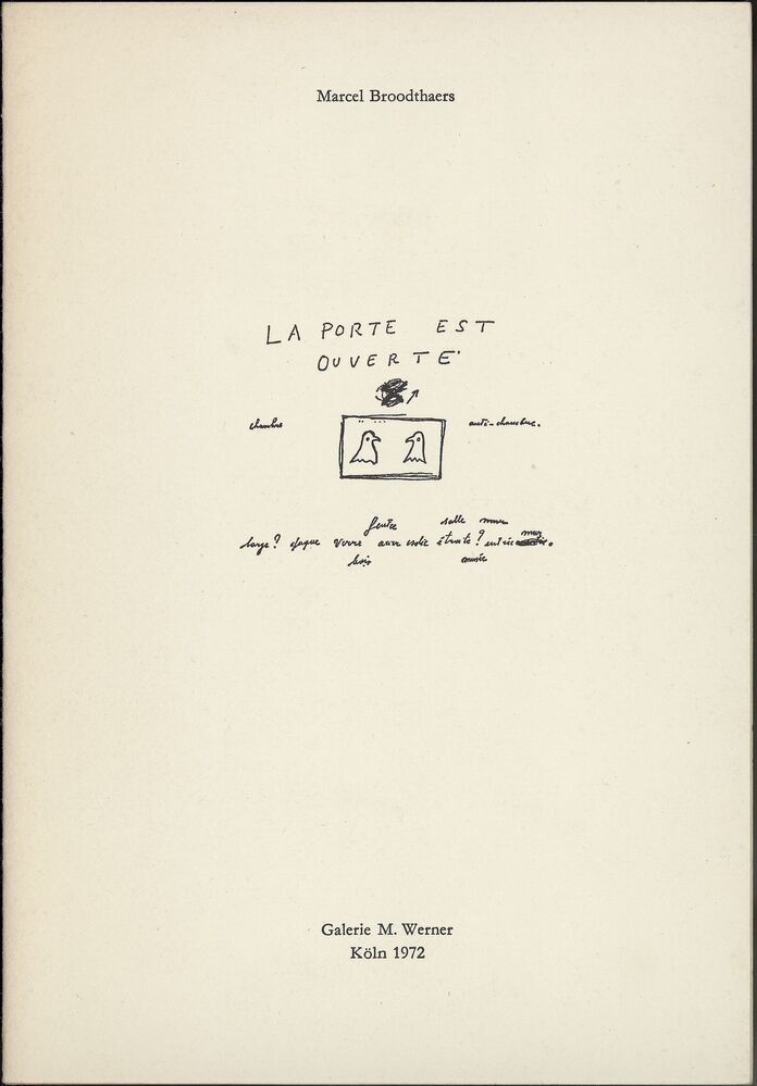 Plan vert. La porte est ouverte