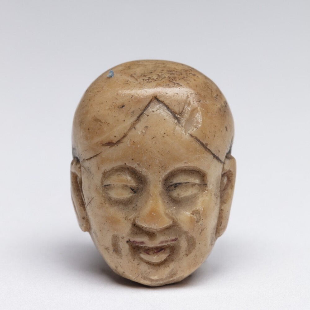 Netsuke "hoofd van Boedha"