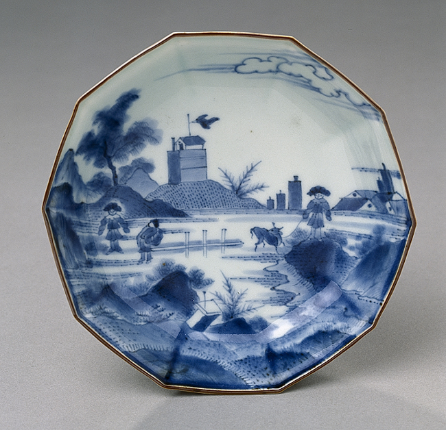 Tienhoekig bordje of schaaltje