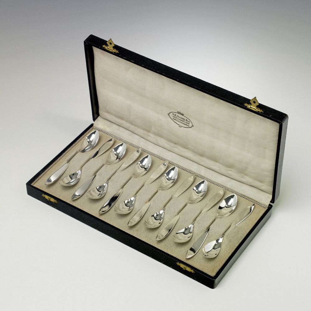 Cassette met twaalf koffielepeltjes