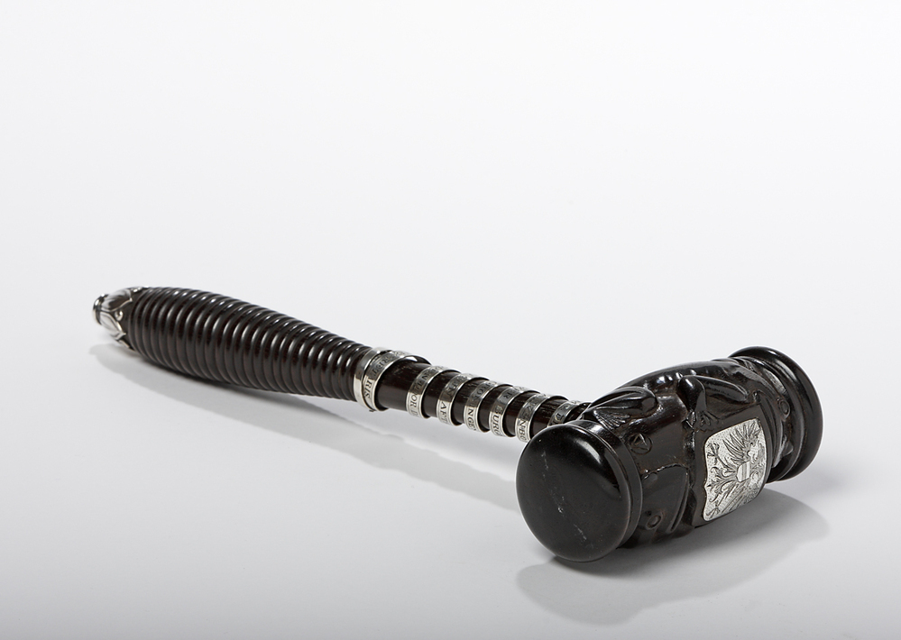 Burgemeestershamer met zilveren beslag