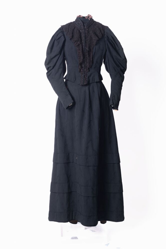 Japon van een lijfje en rok